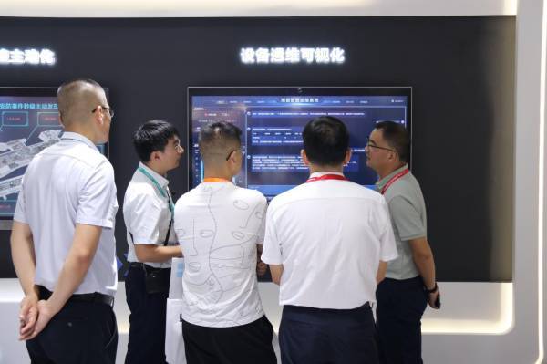 Emc易倍体育：海信携智慧轨交新技术重磅亮相2024城轨展暨高峰论坛(图5)