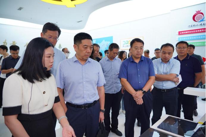 青岛市开展2024年便民设施进社区暨智慧城市宣讲活动(图1)