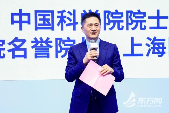 聚焦医疗行业新质生产力罗氏携智慧医疗创新实践成果亮相进博会(图2)