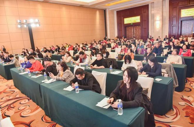 易倍体育网站：首届京城名医互联网智慧医疗暨化瘀名方发展论坛在北京召开(图1)