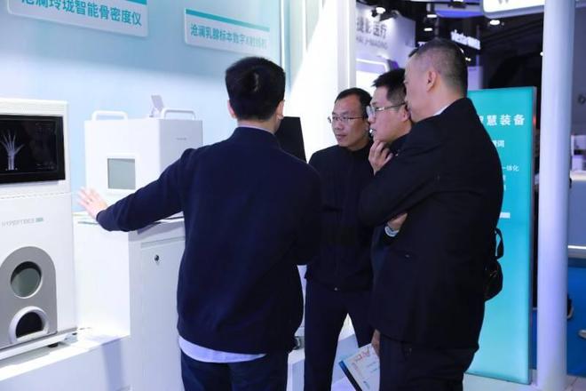 深睿医疗CMEF2025多模态大模型开启智慧医疗新纪元(图6)