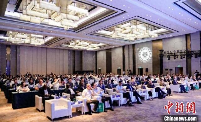 中国医学装备国际合作大会在沪举办中外专家共议医疗装备创新(图1)