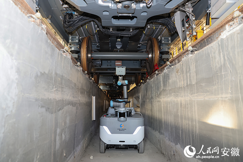 全国首个！合肥轨道发布“机器人军团”(图5)