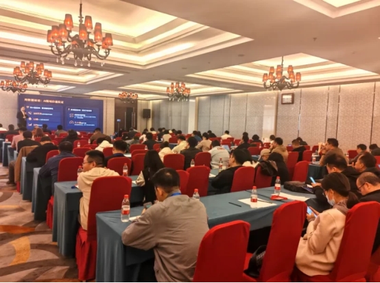 帮我吧亮相2026智慧商业数字化运营高峰论坛解锁零售（餐饮）AI落地新范式(图1)